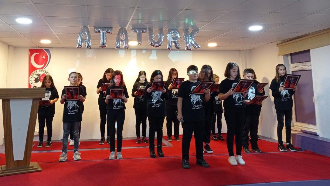 İlçemizde 10 Kasım Atatürk' ü Anma Programı Gerçekleştitildi.